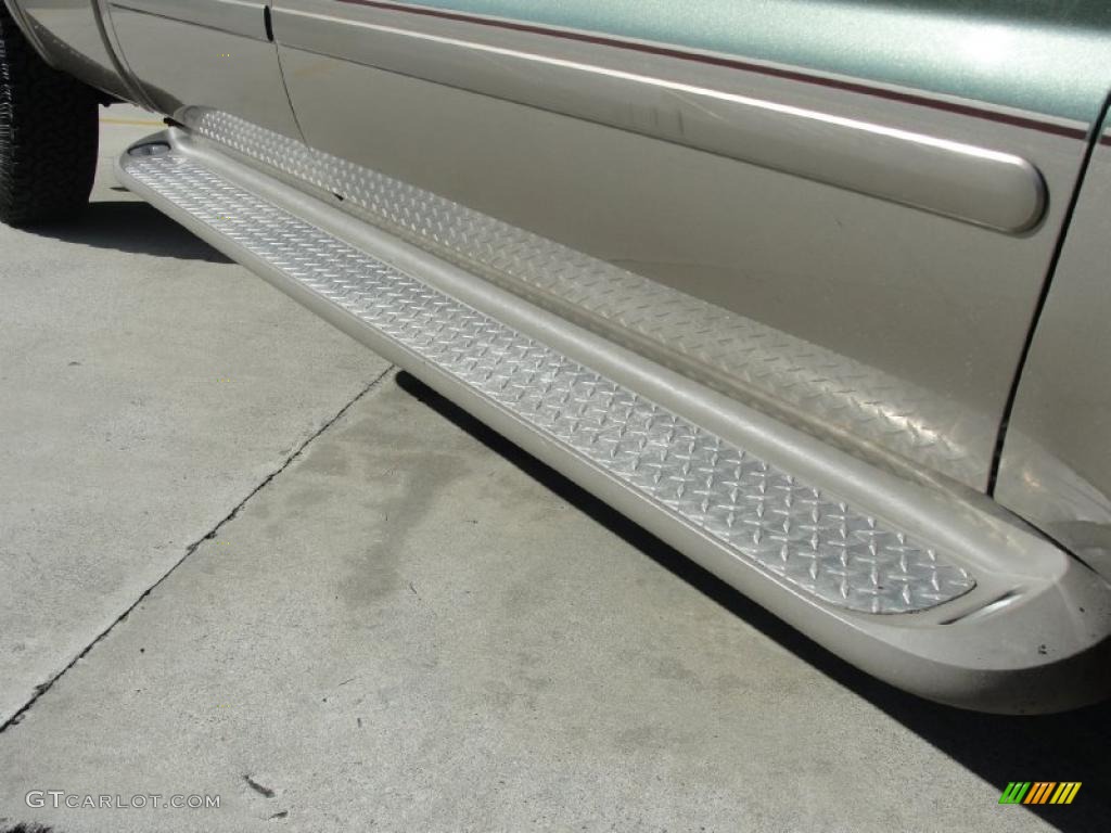 2004 F250 Super Duty King Ranch Crew Cab 4x4 - Estate Green Metallic / Castano Leather photo #18