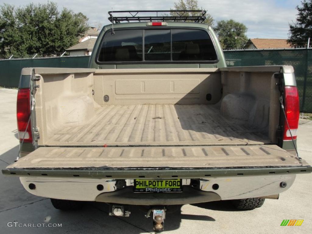 2004 F250 Super Duty King Ranch Crew Cab 4x4 - Estate Green Metallic / Castano Leather photo #38