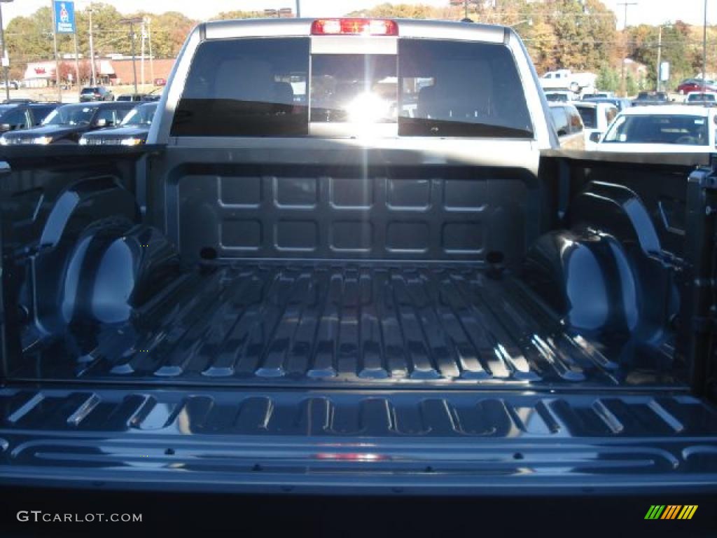 2011 Ram 1500 Big Horn Crew Cab 4x4 - Mineral Gray Metallic / Dark Slate Gray/Medium Graystone photo #13