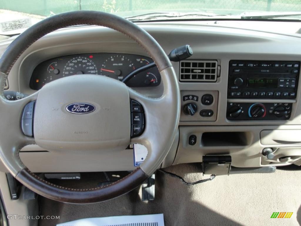 2004 F250 Super Duty King Ranch Crew Cab 4x4 - Estate Green Metallic / Castano Leather photo #46
