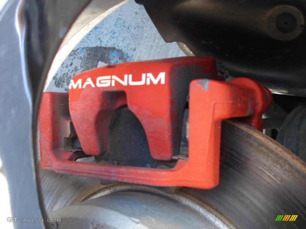 2005 Dodge Magnum SE Marks and Logos Photo #39731627