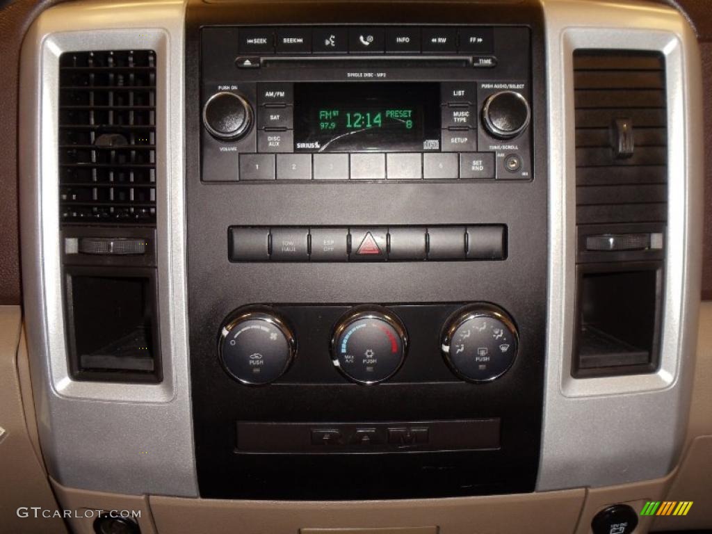 2009 Ram 1500 SLT Crew Cab - Inferno Red Crystal Pearl / Light Pebble Beige/Bark Brown photo #13