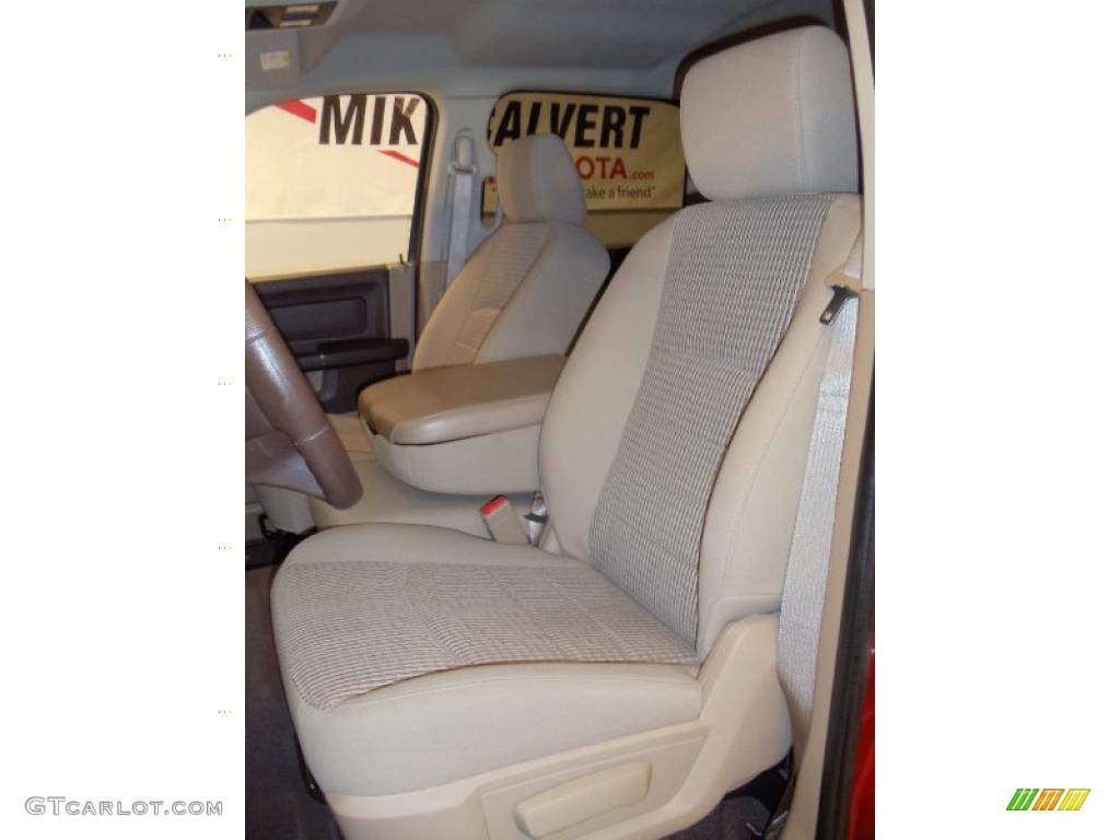 2009 Ram 1500 SLT Crew Cab - Inferno Red Crystal Pearl / Light Pebble Beige/Bark Brown photo #23