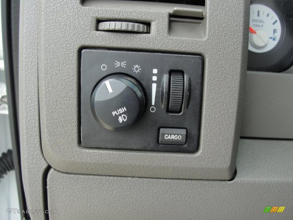 2007 Dodge Ram 3500 Lone Star Quad Cab Dually Controls Photo #39733805
