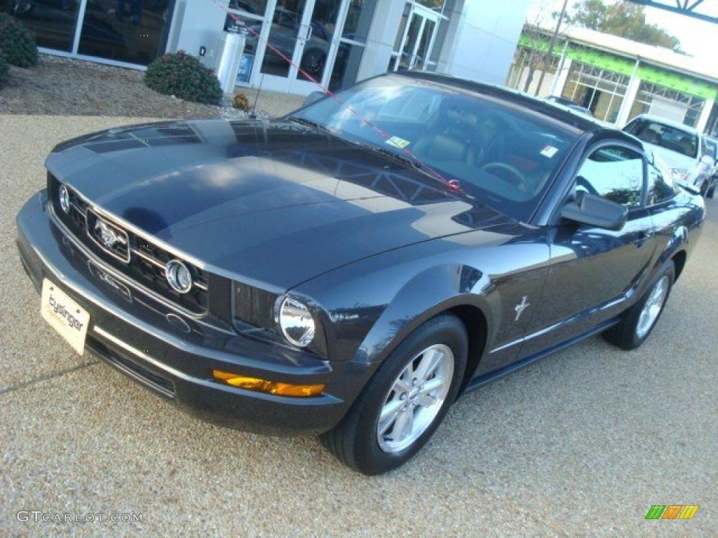 2007 Mustang V6 Deluxe Coupe - Alloy Metallic / Black/Red photo #8