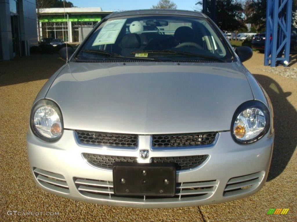 2003 Neon SXT - Bright Silver Metallic / Dark Slate Gray photo #6