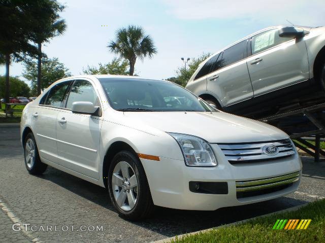 2009 Fusion SE - White Suede / Charcoal Black photo #1