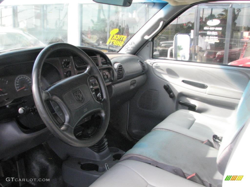 1998 Ram 3500 ST Regular Cab Chassis - Bright White / Mist Gray photo #4