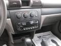 2002 Dodge Stratus SE Sedan Controls