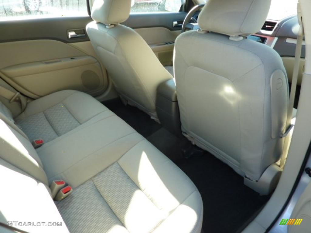 2010 Fusion S - Brilliant Silver Metallic / Medium Light Stone photo #14