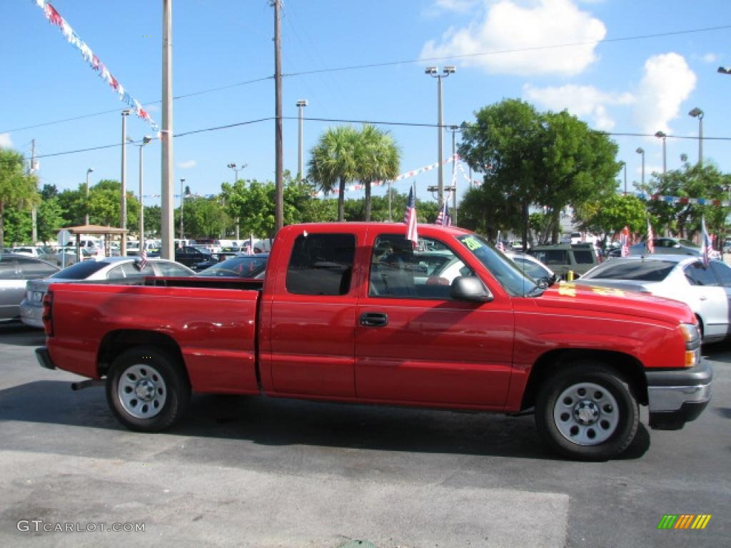 2006 Silverado 1500 Extended Cab - Victory Red / Dark Charcoal photo #10