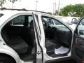 Clear White - Sorento EX Photo No. 12