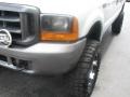 Oxford White - F350 Super Duty XL Crew Cab 4x4 Photo No. 4