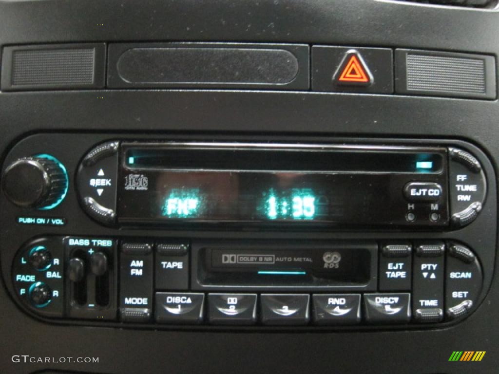 2004 Chrysler Town & Country Touring Controls Photo #39747710