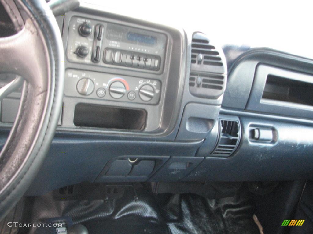 1999 C/K 3500 K3500 Crew Cab 4x4 Dually - Summit White / Gray photo #5