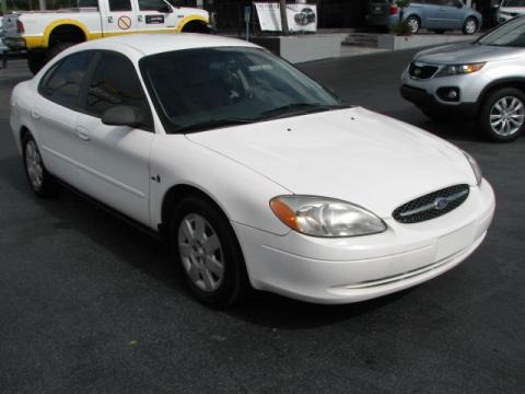 2000 Ford Taurus LX Data, Info and Specs