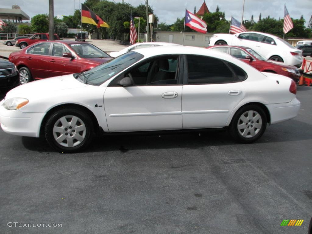 2000 Taurus LX - Vibrant White / Medium Graphite photo #6