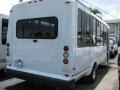 2002 Oxford White Ford E Series Van E450 Passenger Bus  photo #7