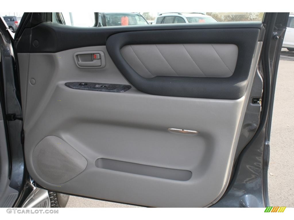 2005 Land Cruiser  - Galactic Gray Mica / Stone photo #16