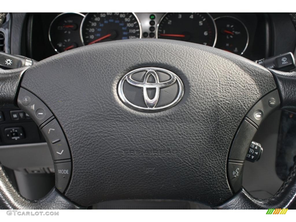 2005 Land Cruiser  - Galactic Gray Mica / Stone photo #17