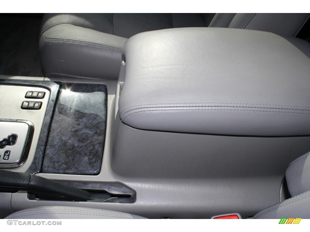 2005 Land Cruiser  - Galactic Gray Mica / Stone photo #22