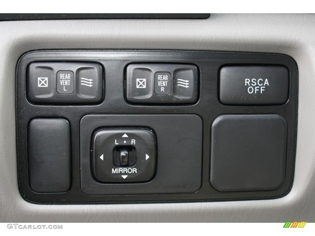 2005 Land Cruiser  - Galactic Gray Mica / Stone photo #23