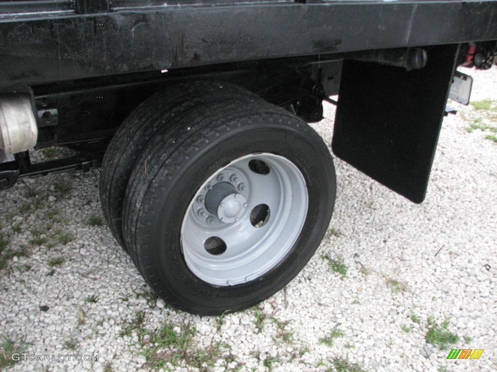 2000 Chevrolet Silverado 3500 Regular Cab Chassis Dump Truck Wheel Photo #39752754