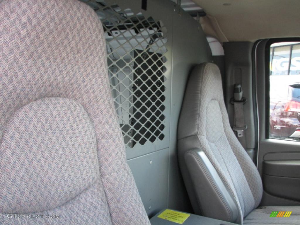 Medium Dark Pewter Interior 2005 Chevrolet Express 1500 Commercial Van Photo #39754634