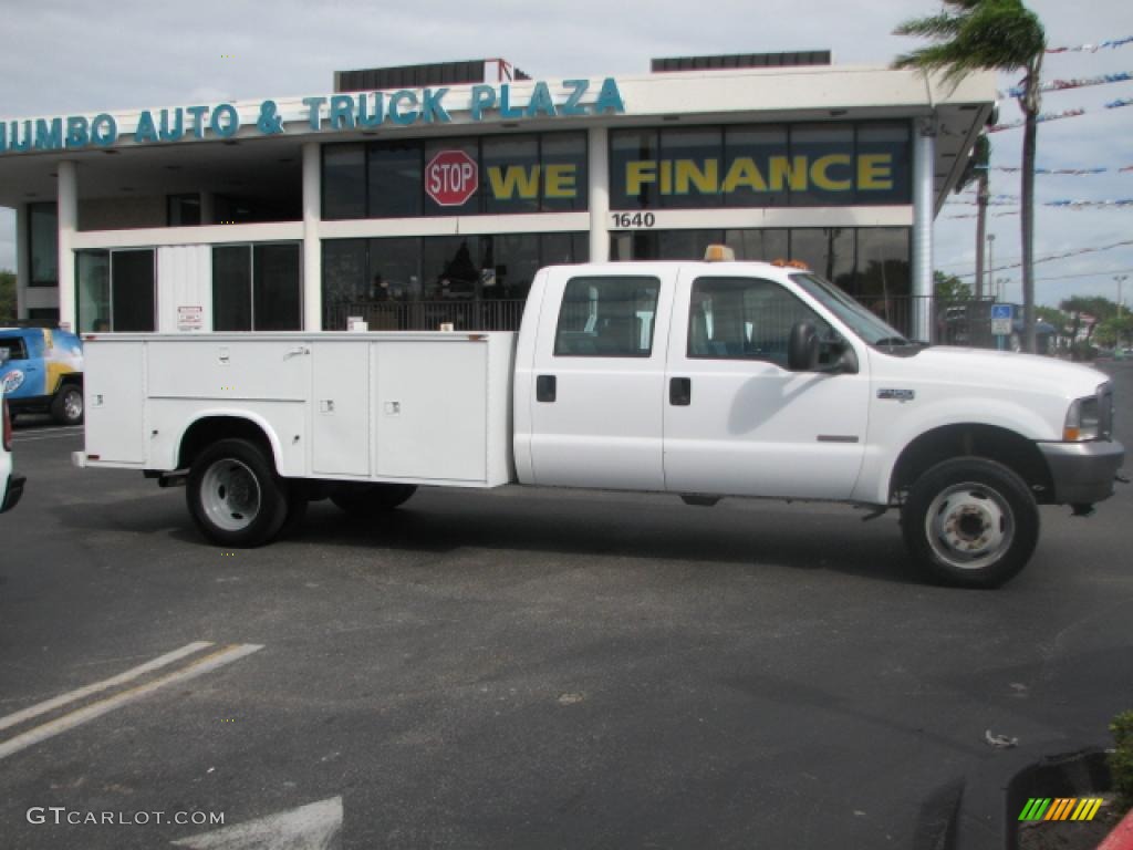2004 F450 Super Duty XL Crew Cab Utility Truck - Oxford White / Medium Flint photo #1