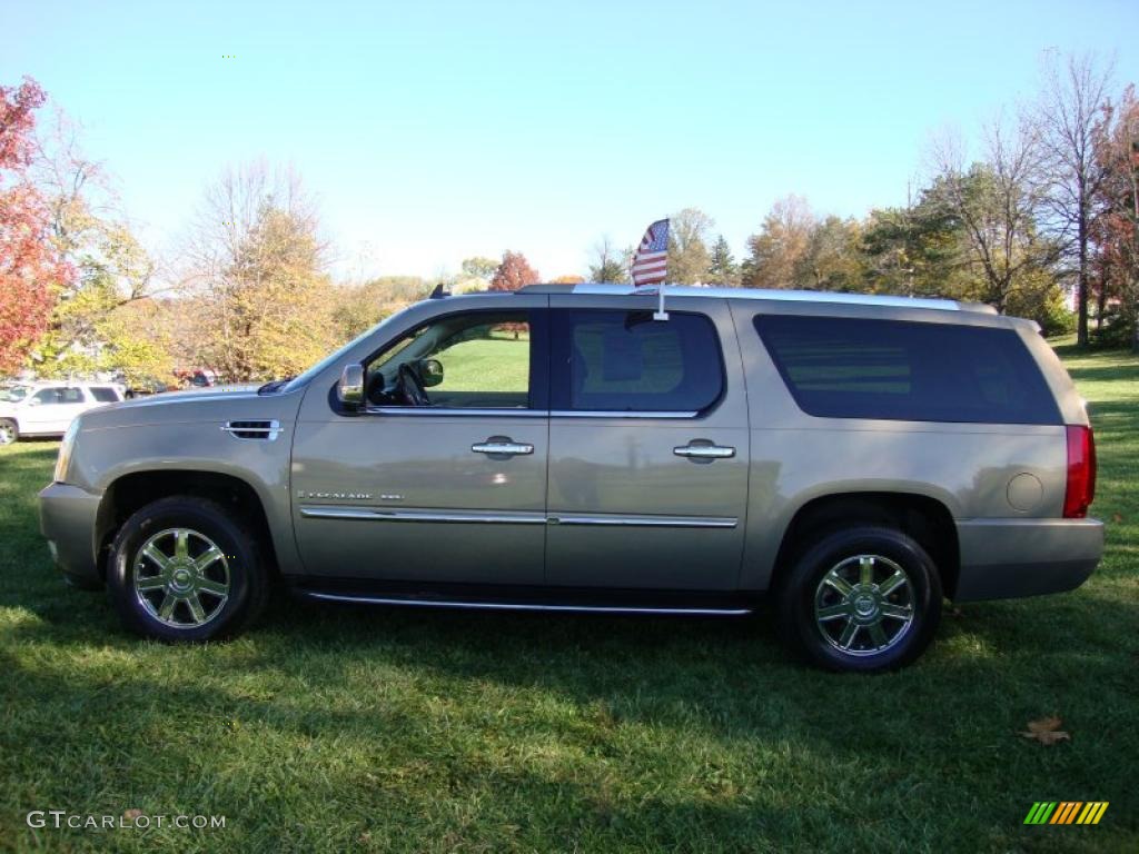 2007 Escalade ESV AWD - Radiant Bronze / Cocoa/Light Cashmere photo #11