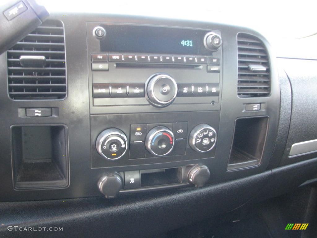 2007 Silverado 1500 LT Crew Cab - Graystone Metallic / Dark Titanium Gray photo #18