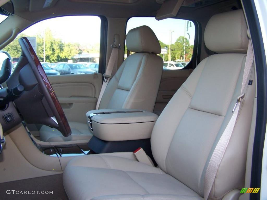 Cashmere/Cocoa Interior 2010 Cadillac Escalade EXT Luxury AWD Photo #39757042