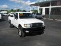 Super White - Tacoma V6 Xtracab 4x4 Photo No. 2