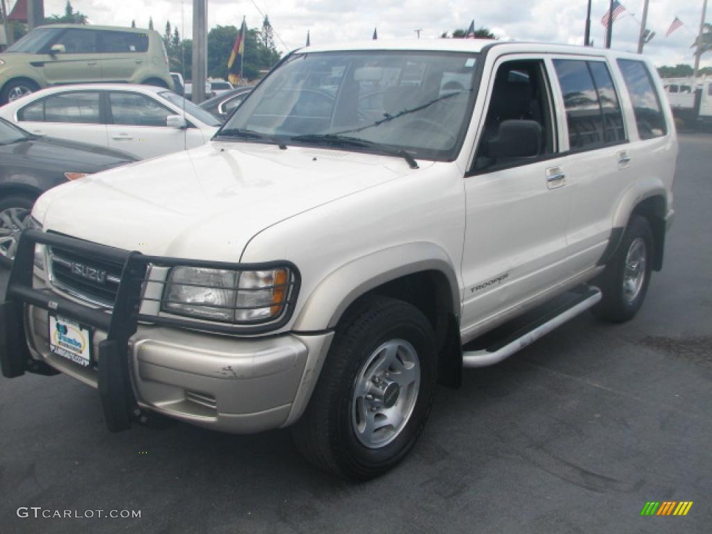1998 Trooper S 4x4 - Cream White / Gray photo #5