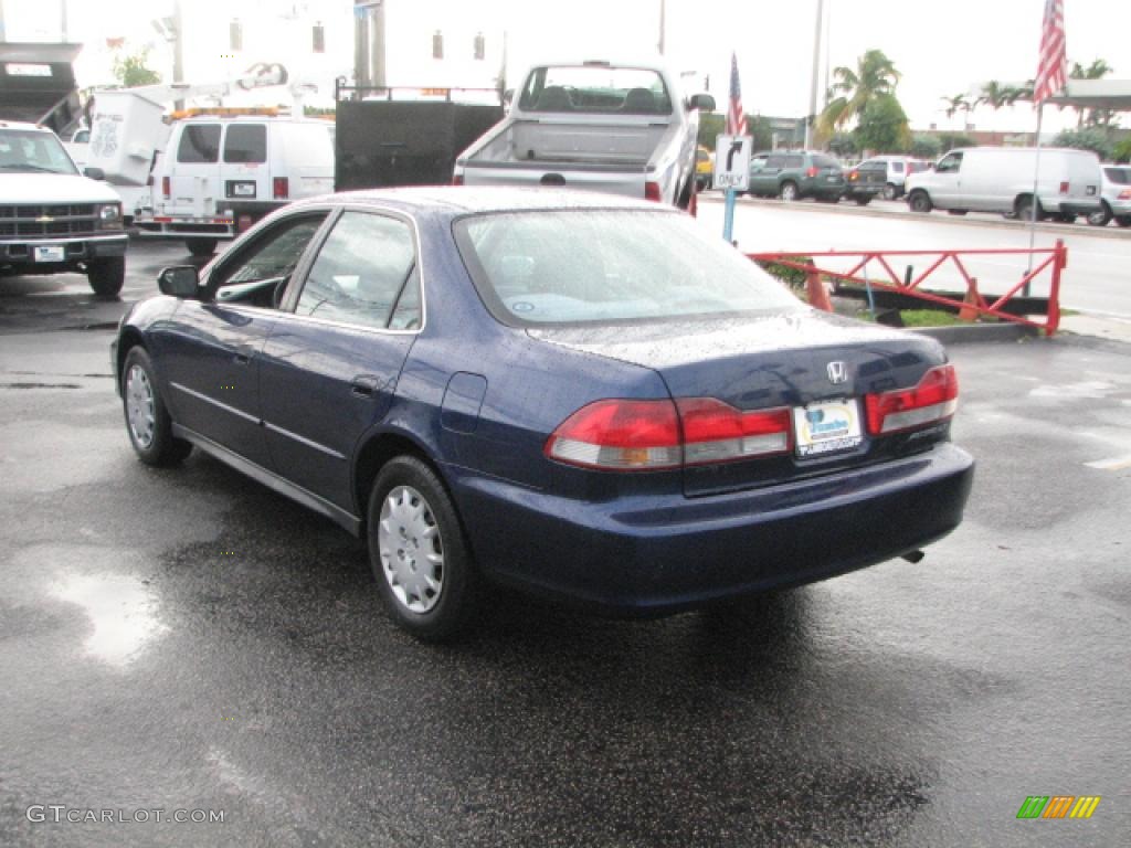 2002 Accord LX Sedan - Eternal Blue Pearl / Quartz Gray photo #6