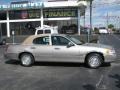 2000 Light Parchment Gold Metallic Lincoln Town Car Executive  photo #1