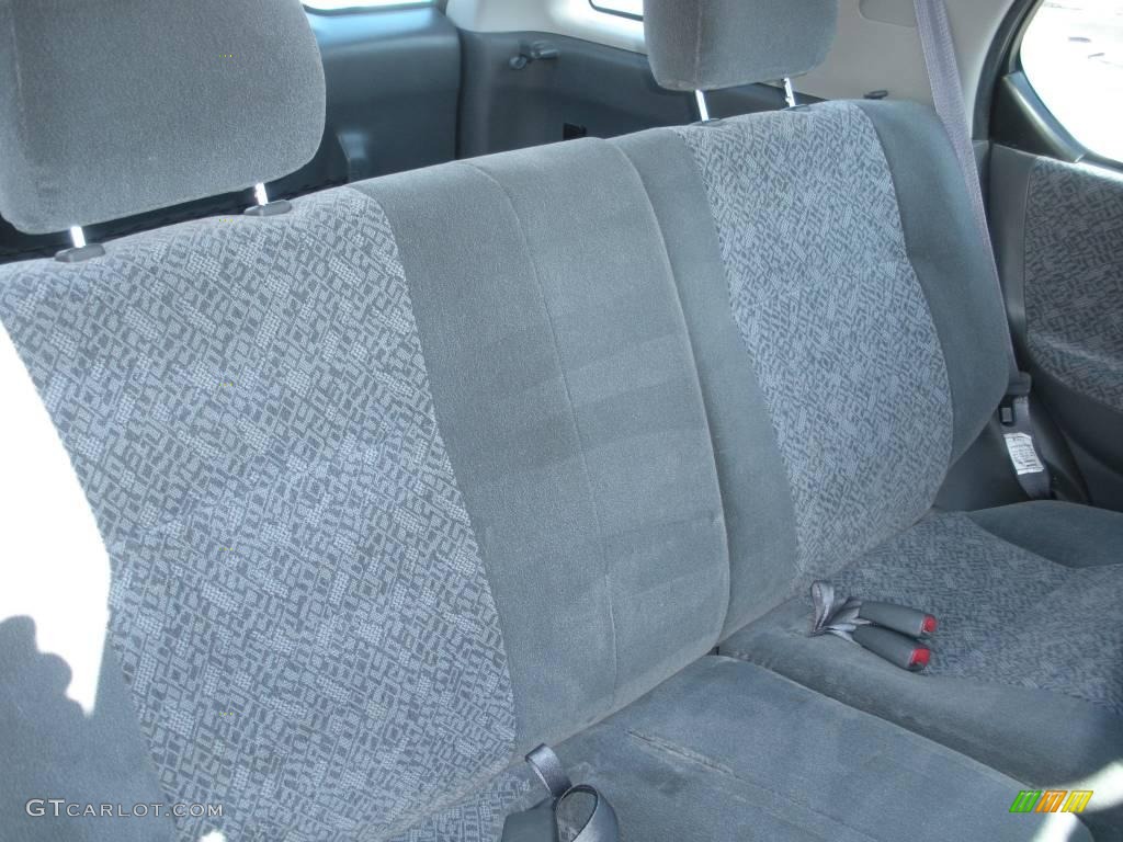 2000 Rodeo LS 4WD - Bright Silver Metallic / Gray photo #18