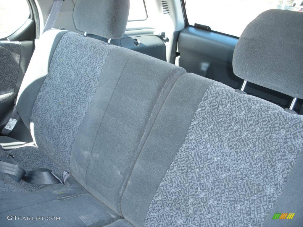 2000 Rodeo LS 4WD - Bright Silver Metallic / Gray photo #19