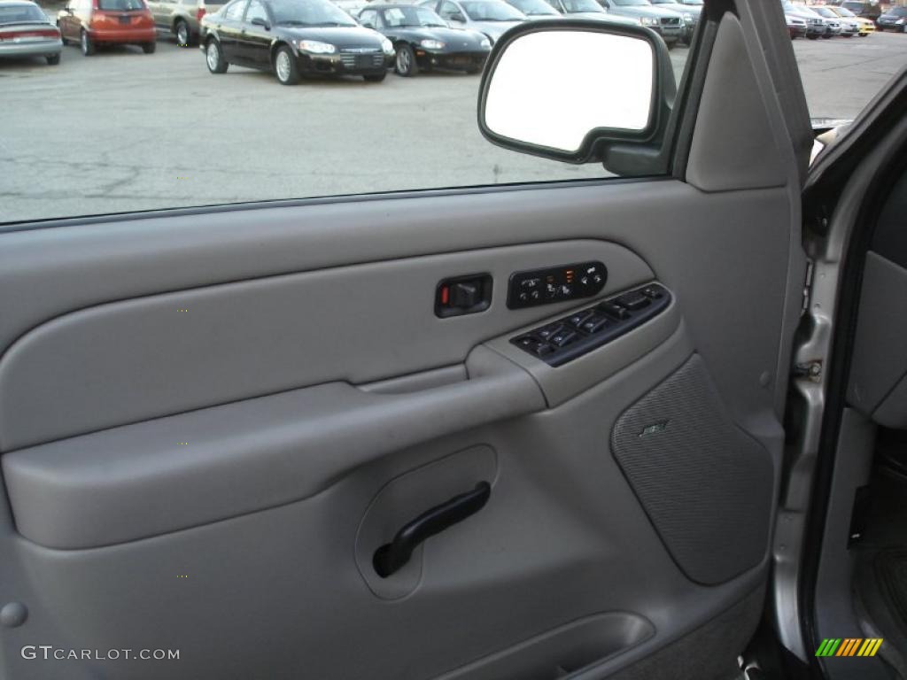 2005 GMC Yukon XL SLT 4x4 Pewter/Dark Pewter Door Panel Photo #39761730