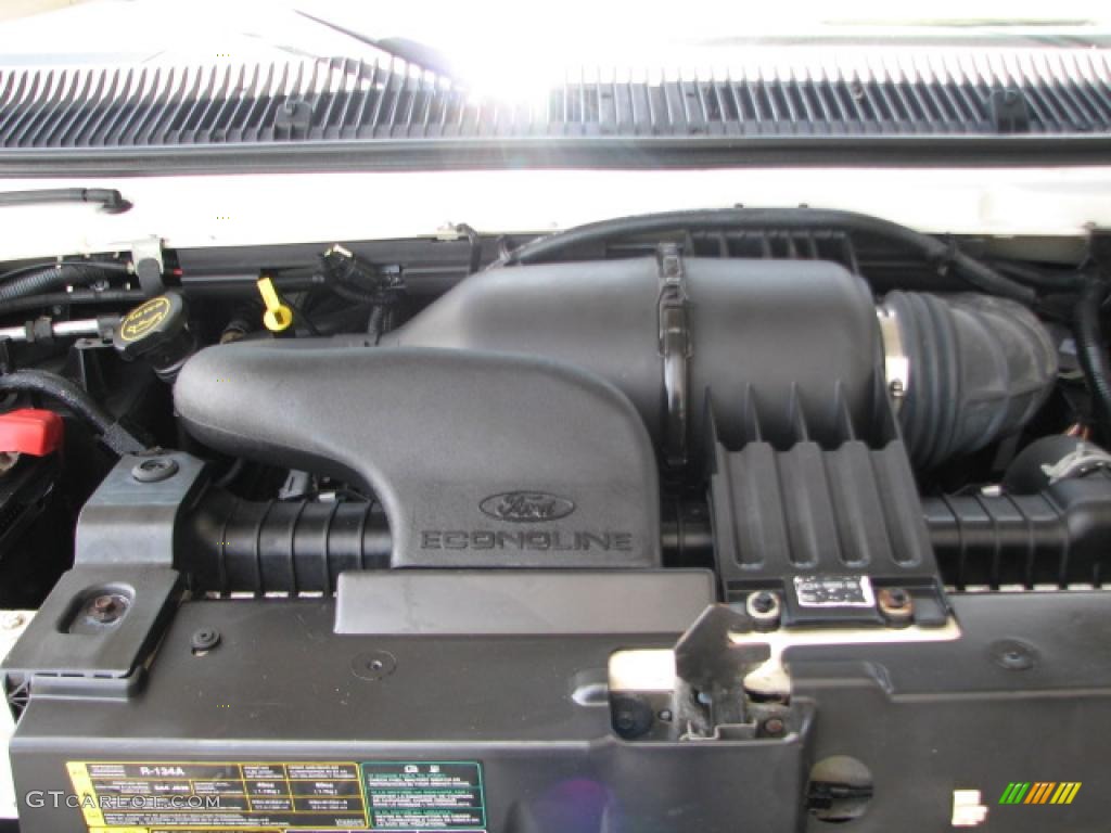 2006 Ford E Series Van E350 Cargo 5.4 Liter SOHC 16-Valve Triton V8 Engine Photo #39762786