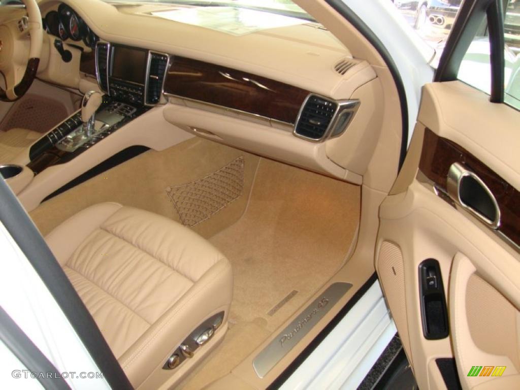 Luxor Beige Interior 2011 Porsche Panamera 4S Photo #39764010