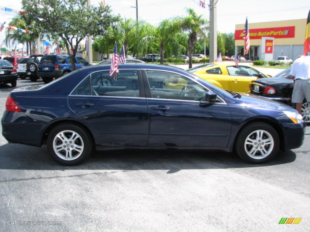 2006 Accord EX-L Sedan - Royal Blue Pearl / Black photo #10