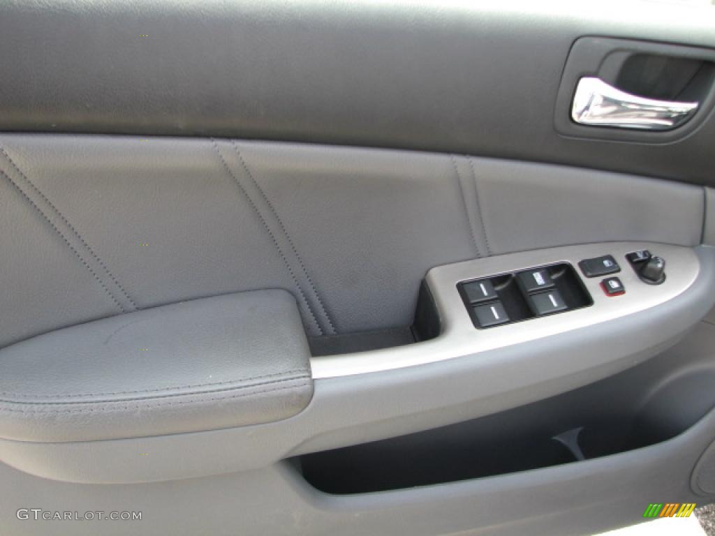 2006 Accord EX-L Sedan - Royal Blue Pearl / Black photo #19