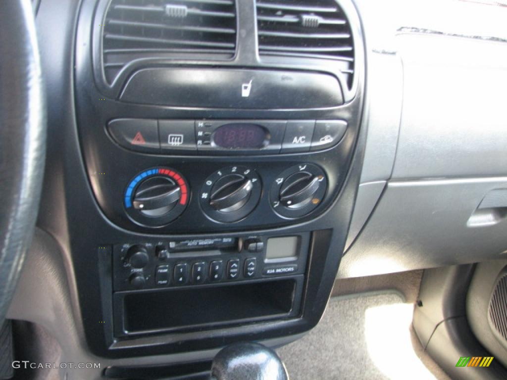 2001 Sportage EX - Evergreen / Gray photo #17