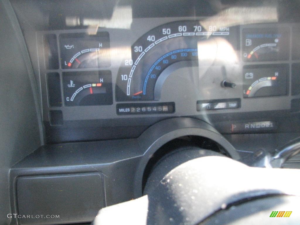 1992 Chevrolet Astro CL Passenger Van Gauges Photo #39770066