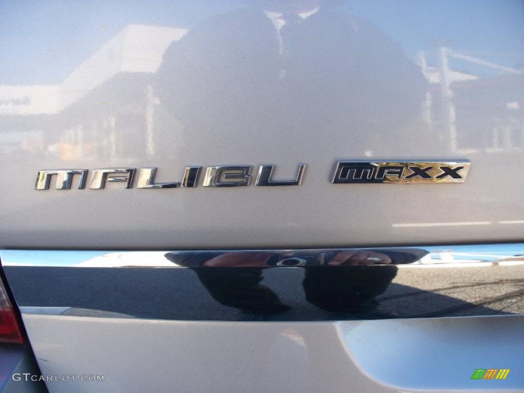 2005 Chevrolet Malibu Maxx LT Wagon Marks and Logos Photo #39772150