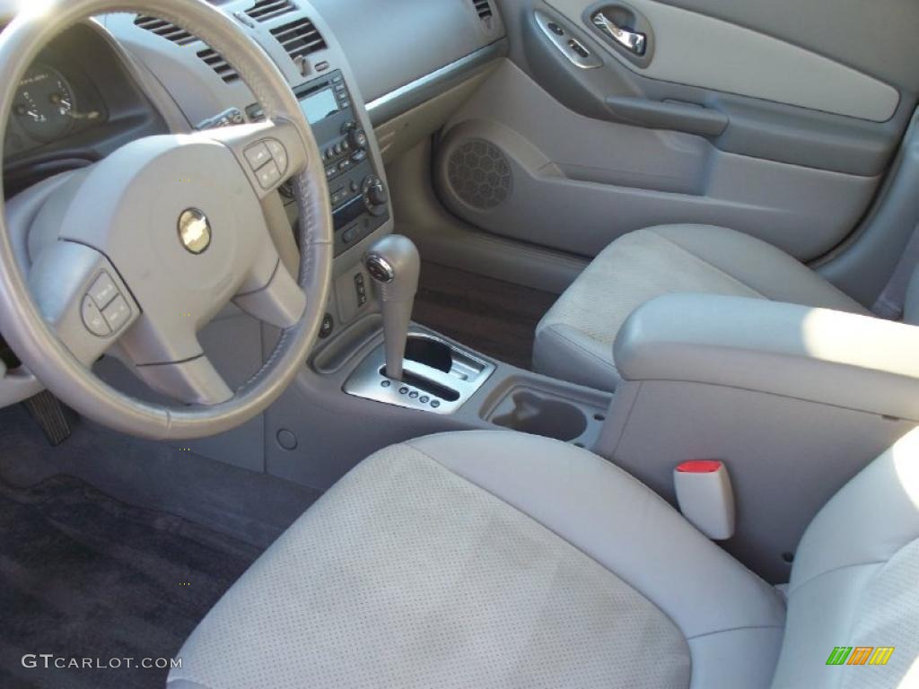 Gray Interior 2005 Chevrolet Malibu Maxx Lt Wagon Photo
