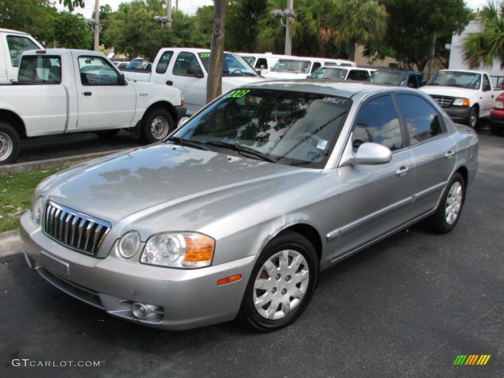 2003 Optima LX - Diamond Silver / Gray photo #4