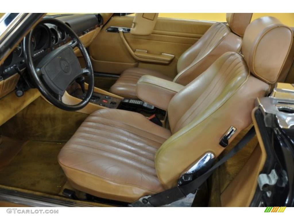 Parchment Interior 1987 Mercedes-Benz SL Class 560 SL Roadster Photo #39772878
