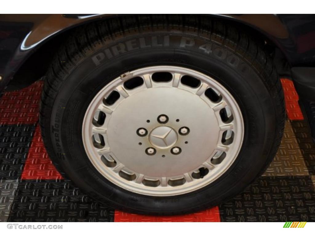 1987 Mercedes-Benz SL Class 560 SL Roadster Wheel Photo #39772938